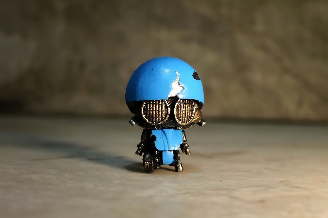 Teilnehmende steuern sich gegenseitig als Roboter